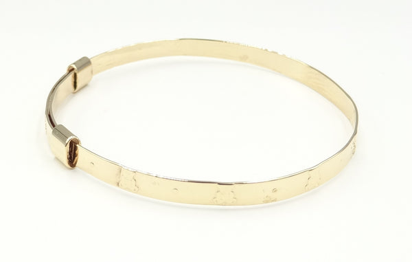 9ct gold 'Bear' expander baby bangle. 1.96gr
