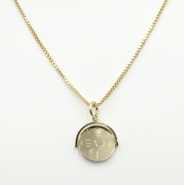 9ct gold 'I love you' spinner on box chain. 4.13gr