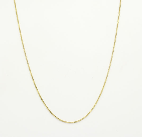 9ct gold fine Curb chain. 16". 0.86gr