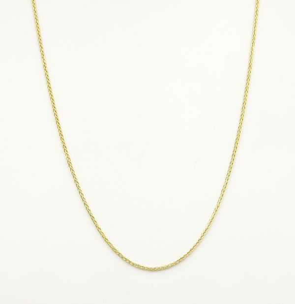 9ct gold fine Spiga chain 18". 2.2gr