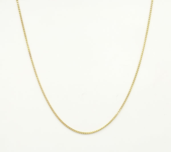 9ct gold fine Curb chain. 16". 1.18gr